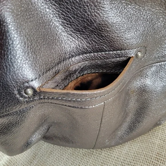 B. Makowsky Metallic Crossbody Bag - Picture 6 of 10